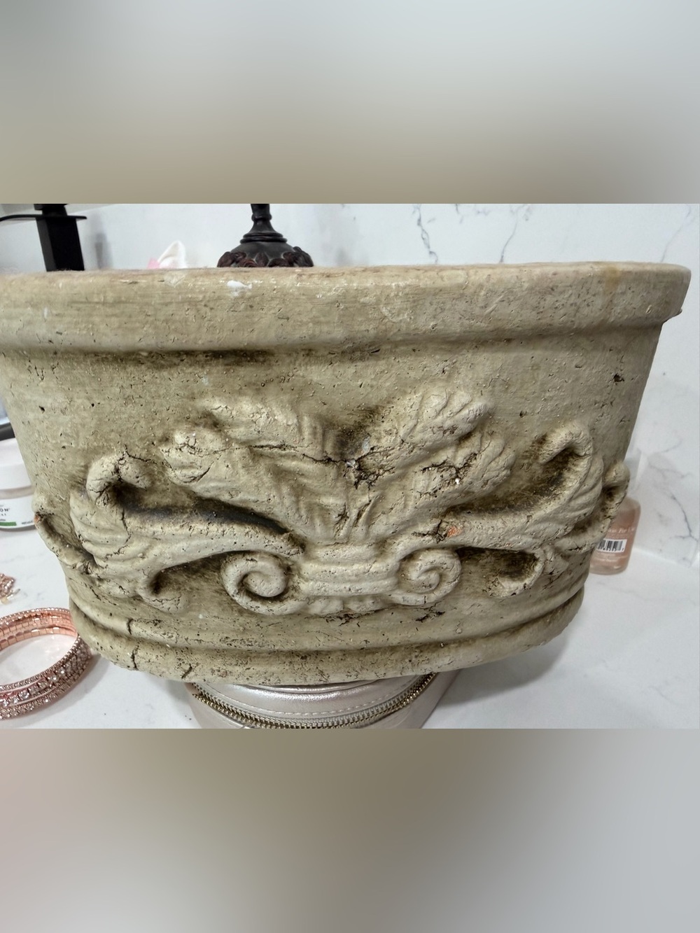 Decorative Antique-Style Asian dragon jardinière Planter Pot